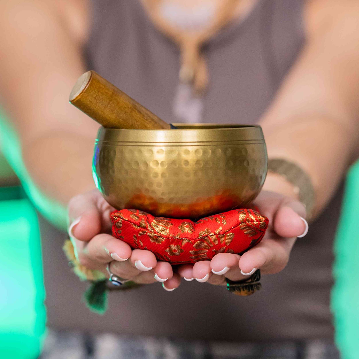 singing bowls meditation accessories singing bowl tuning fork tibetan singing bowl sound bowl meditation bowl cuencos tibetanos brass bowl sound healing instruments sound bowls sound bowl meditation set tuning forks for healing chakra set tibetan singing bowls singing bowl set sound bath bowl set tibetan singing bowl set singing bowl mallet tibetan bowl cuenco tibetano signing bowls sound therapy tibtan singing bowl tibet singing bowls sanewave
